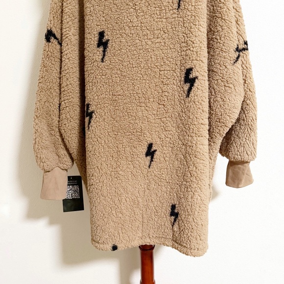 NEW Jill Martin Lightning Bolt Classic Sherpa Lounger Teddy Jacket - Picture 9 of 16